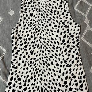 Black and White Sleeveless Top